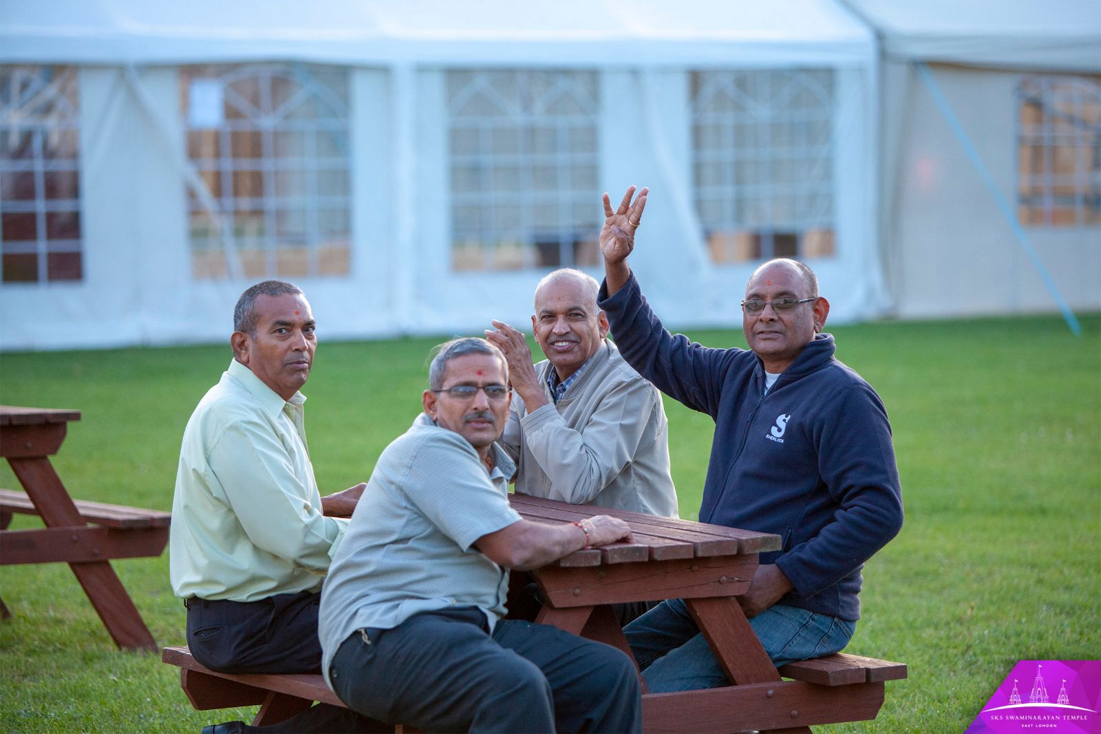 ©1987-2017 SKS Swaminarayan Temple East London
